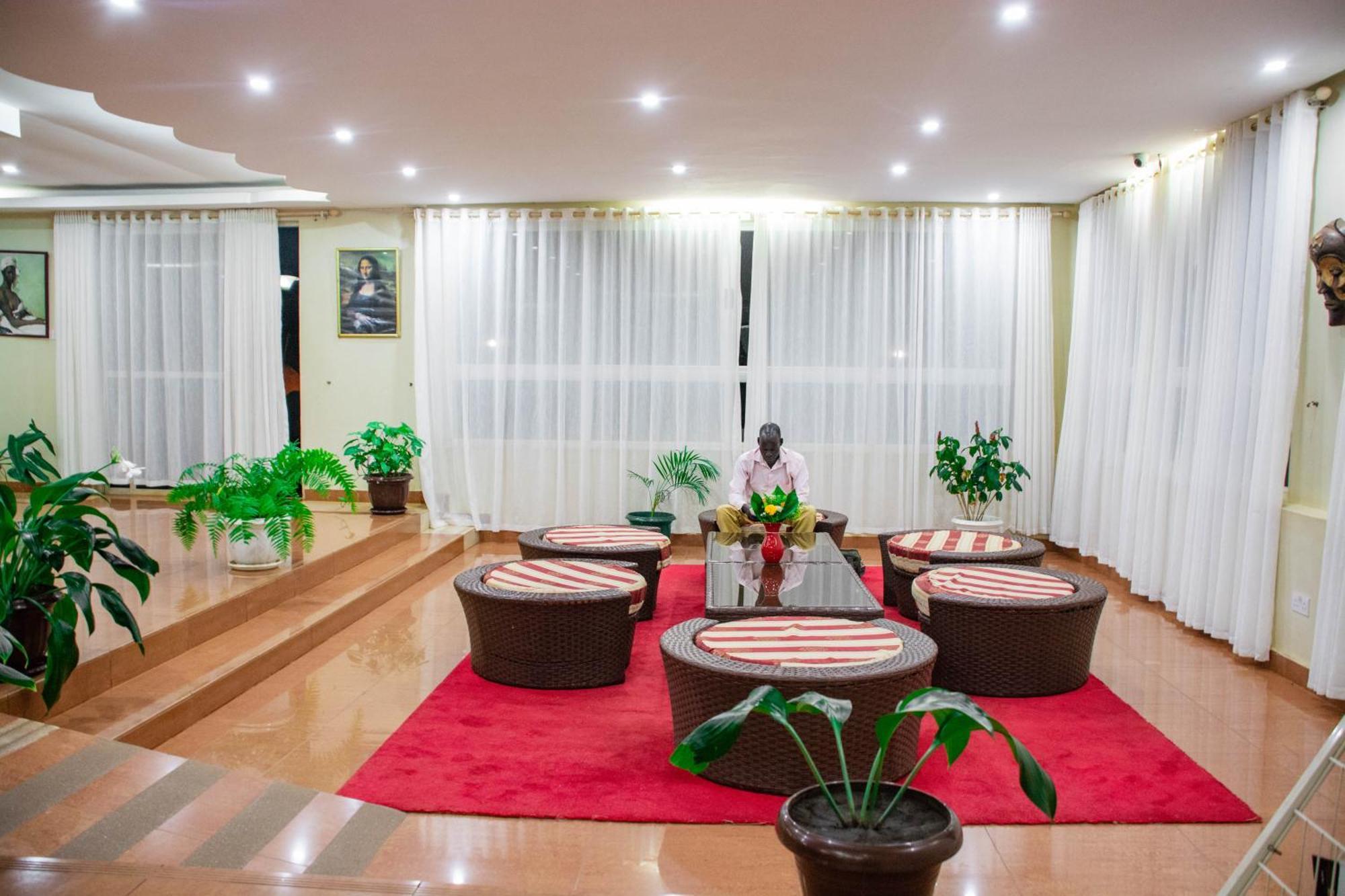Bomah Hotel Limited Gulu Zewnętrze zdjęcie